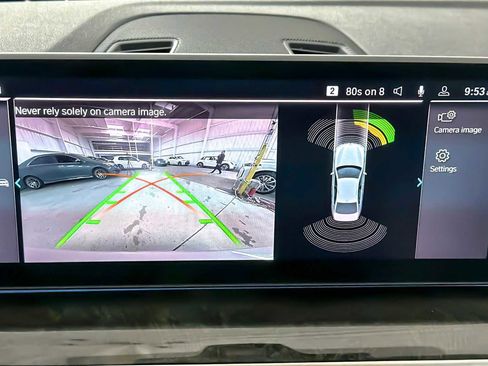 Used 2023 BMW 530e w/ Executive Package image 19