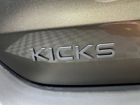 New 2026 Nissan Kicks SR image 24