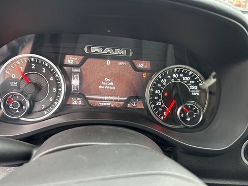 Used 2025 RAM 1500 Laramie image 10