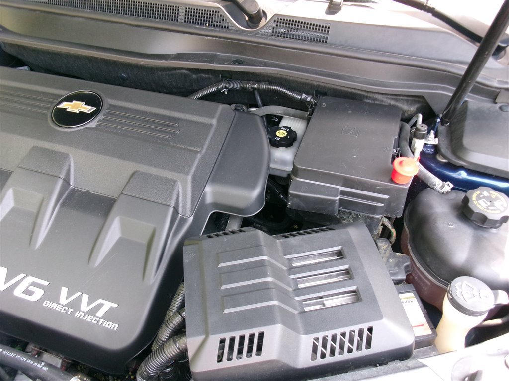 Used 2010 Chevrolet Equinox LT AWD/4WD image 42