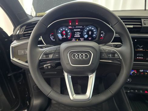 New 2025 Audi Q3 2.0T Premium image 14