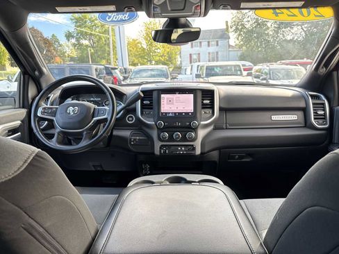 Used 2024 RAM 2500 Big Horn image 24