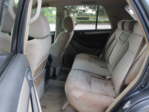 Used 2004 Toyota 4Runner Sport RWD image 10