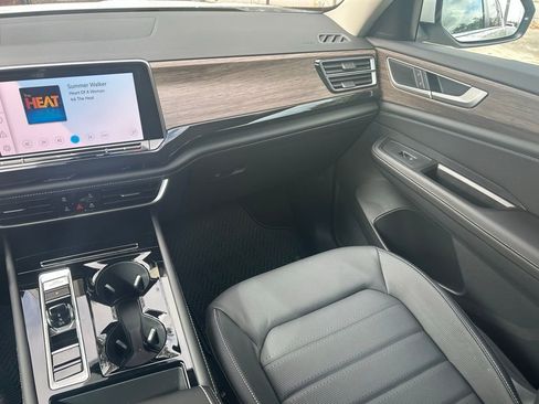 New 2026 Volkswagen Atlas SEL image 11