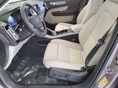 New 2026 Volvo XC40 B5 Ultra image 11