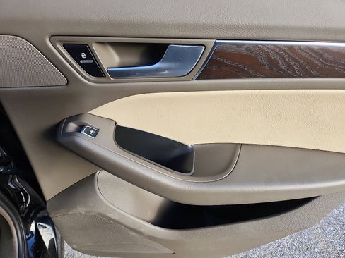 Used 2015 Audi Q5 2.0T Premium Plus image 32