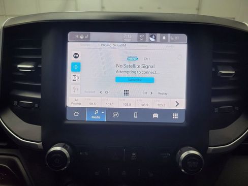 Used 2022 RAM 2500 Big Horn w/ Level C Equiment Group image 25