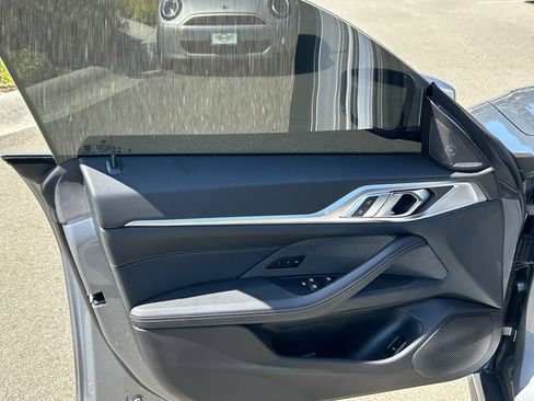 Used 2025 BMW i4 eDrive40 w/ Premium Package RWD image 11