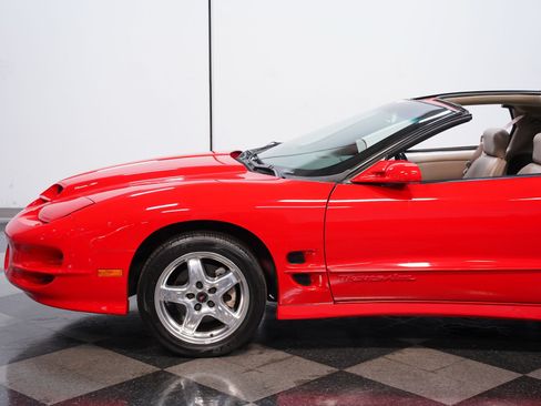 Used 2001 Pontiac Firebird Formula w/ Protection Group RWD image 19