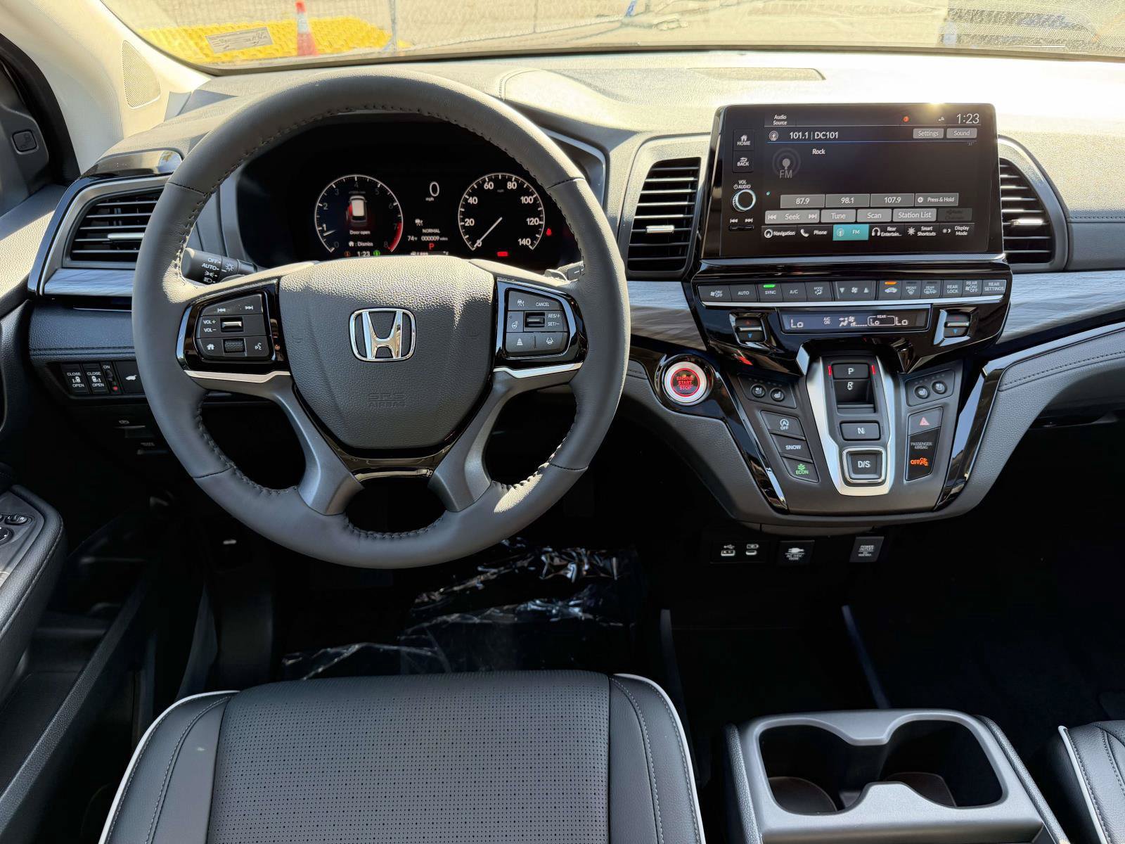 New 2027 Honda Odyssey Elite image 12