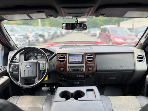 Used 2011 Ford F250 Lariat w/ Lariat Interior Pkg AWD/4WD image 23