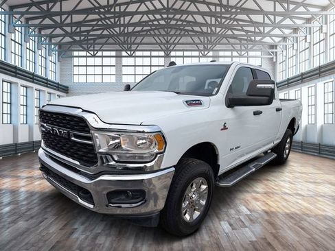Used 2024 RAM 2500 Big Horn AWD/4WD image 7