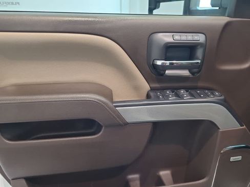 Used 2019 Chevrolet Silverado 2500 LTZ w/ Vortec Plus Package AWD/4WD image 11