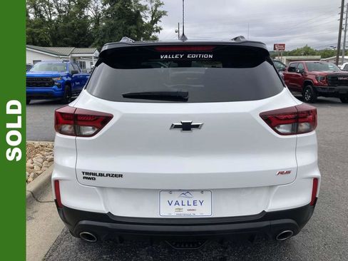 Used 2023 Chevrolet TrailBlazer RS AWD/4WD image 5