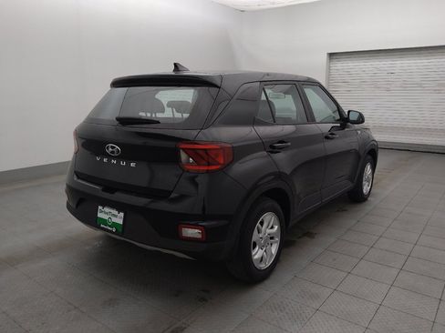 Used 2021 Hyundai Venue SE FWD image 9