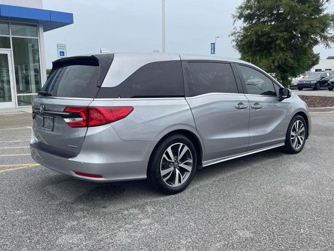 Used 2023 Honda Odyssey Touring image 6