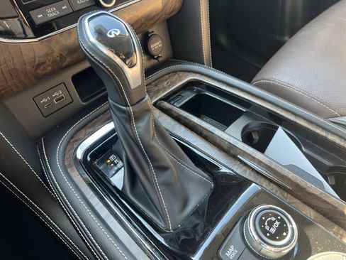 Used 2021 INFINITI QX80 Premium Select w/ Cargo Package image 26