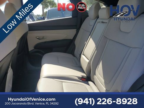 Used 2025 Hyundai Tucson Limited FWD image 13