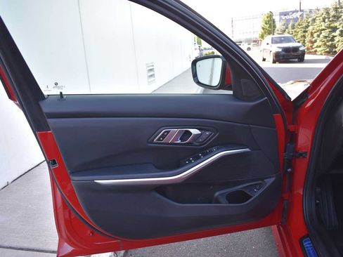 Used 2023 BMW 330i xDrive Sedan w/ Premium Package AWD/4WD image 13