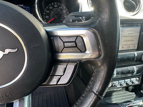 Used 2017 Ford Mustang Premium image 17
