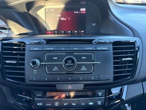 Used 2016 Honda Accord Sport image 19