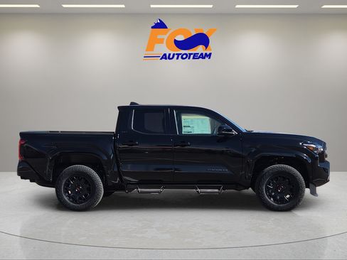 New 2026 Toyota Tacoma SR5 AWD/4WD image 5