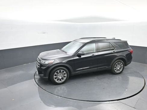 New 2026 Ford Explorer Active w/ Active Comfort Package image 23
