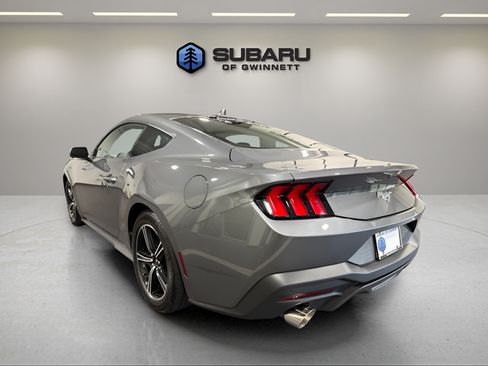 Used 2024 Ford Mustang Coupe RWD image 3
