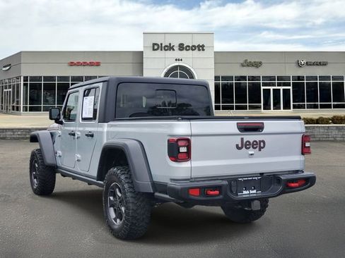 Used 2023 Jeep Gladiator Rubicon w/ LED Lighting Group AWD/4WD image 3
