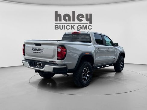 New 2026 GMC Canyon AT4X w/ LPO, Black Badging Package AWD/4WD image 5