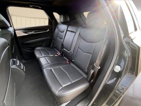 Used 2023 Cadillac XT5 Premium Luxury image 28