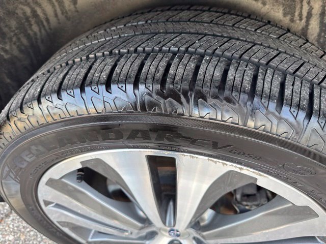 Used 2019 Subaru Ascent Premium AWD/4WD image 11