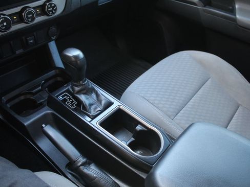 Used 2021 Toyota Tacoma SR w/ SR Convenience Package RWD image 20