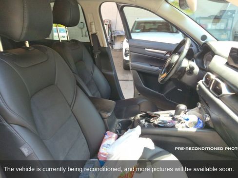 Used 2018 MAZDA CX-5 Touring w/ Preferred Equipment Package FWD image 15