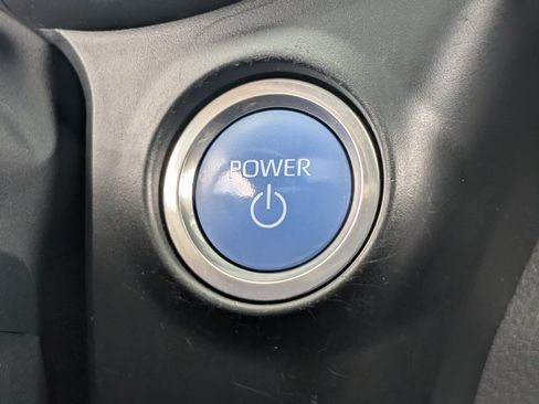 Used 2023 Toyota Sienna XSE AWD/4WD image 36