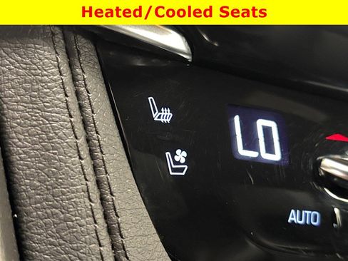 Used 2023 Cadillac XT6 Sport AWD/4WD image 34