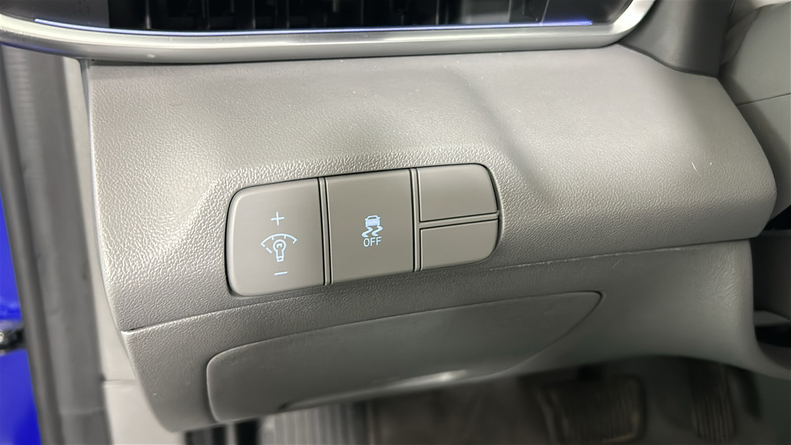 Used 2024 Hyundai Elantra SEL FWD image 24