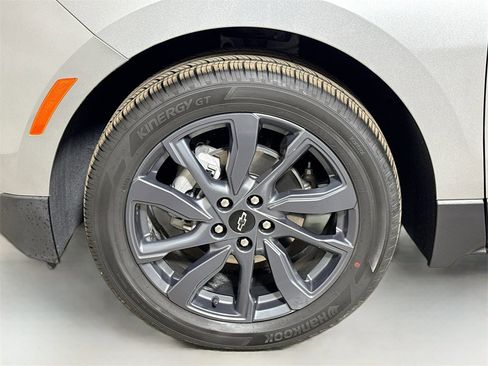 Certified 2024 Chevrolet Equinox RS image 28