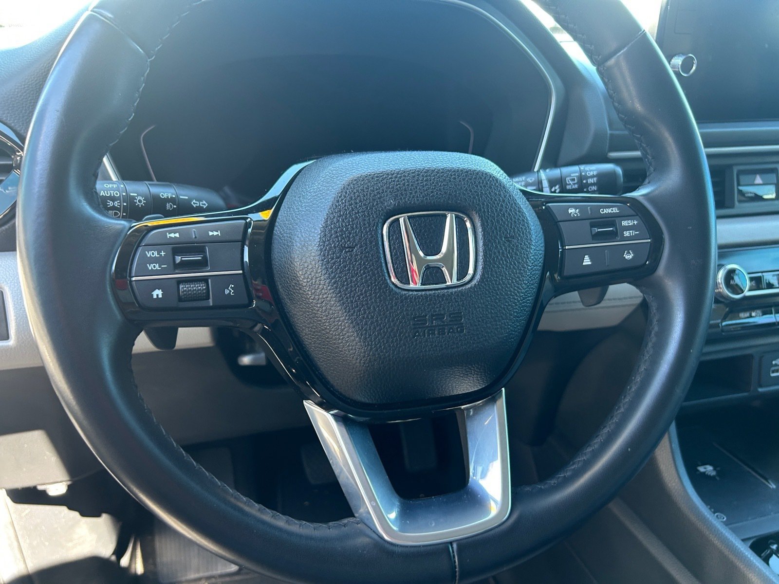 Certified 2024 Honda Pilot EX-L image 10