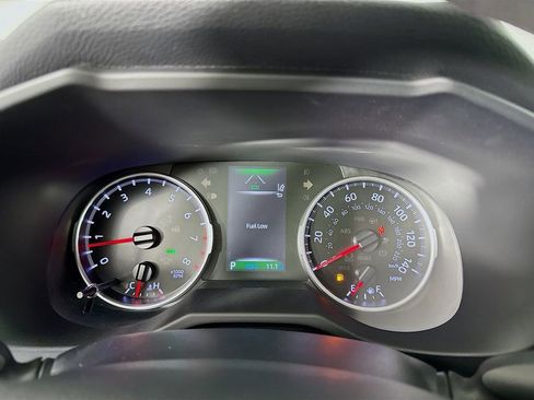 Used 2022 Toyota RAV4 LE image 18