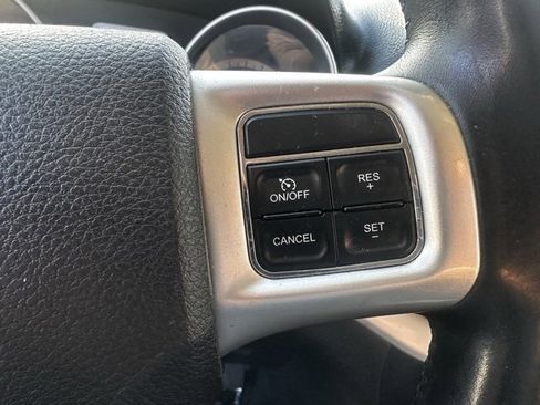 Used 2014 Dodge Journey SXT w/ Flexible Seating Group image 15
