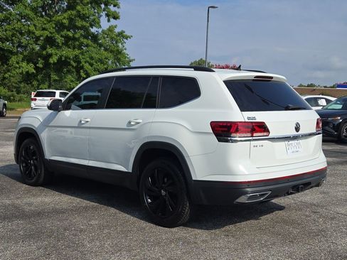 Used 2023 Volkswagen Atlas SE image 12