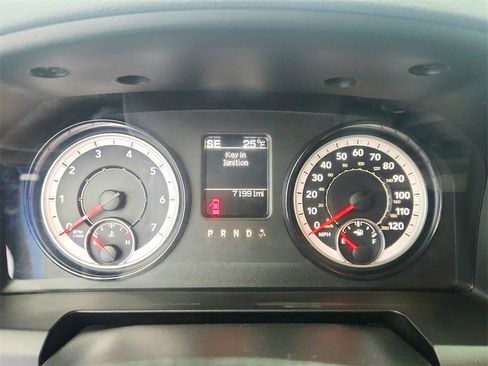 Used 2018 RAM 1500 Outdoorsman image 15