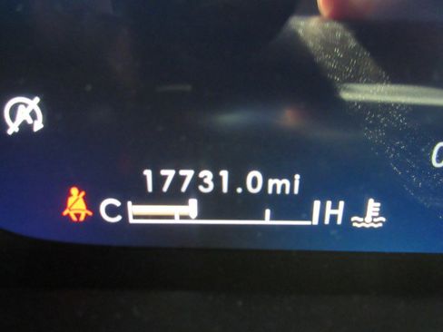 Used 2023 Lincoln Nautilus Reserve w/ Equipment Group 201A image 23