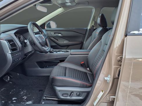 New 2026 Nissan Rogue SV image 9