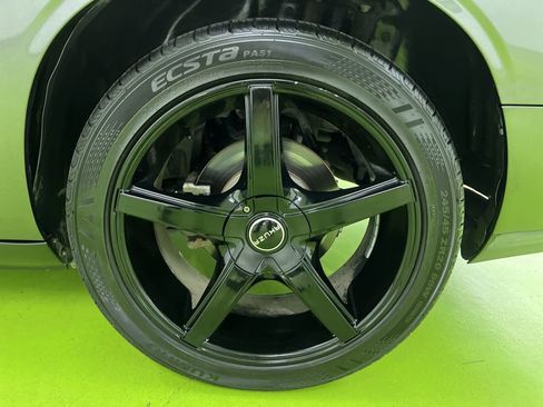 Used 2014 Dodge Challenger R/T w/ Electronics Convenience Group RWD image 16