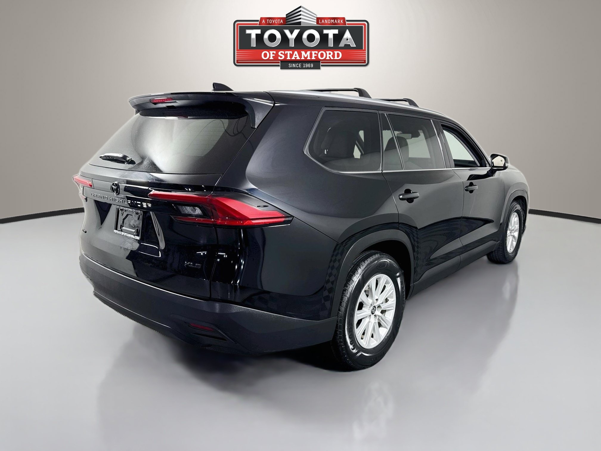 Used 2024 Toyota Grand Highlander AWD image 7