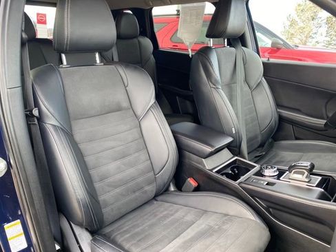 Used 2024 Mitsubishi Outlander SE image 12