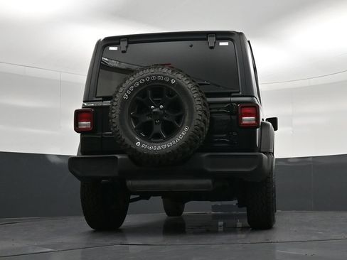 Used 2021 Jeep Wrangler Unlimited Sport AWD/4WD image 26