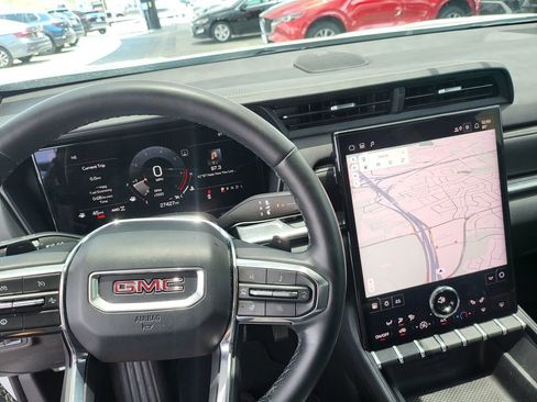 Used 2025 GMC Terrain Elevation AWD/4WD image 6